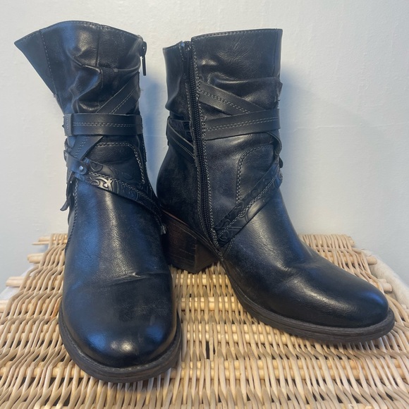 GC Black Leather Troy Heeled Boots‎ - Picture 2 of 3